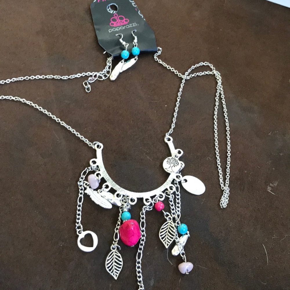 Fashion necklace